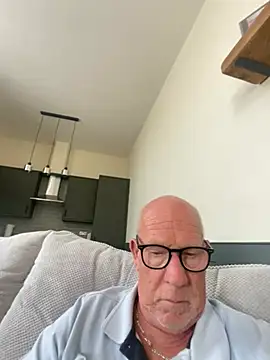philefc online show from July 6, 2026, 10:11 am