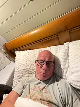 philefc online show from November 1, 2025, 10:25 pm