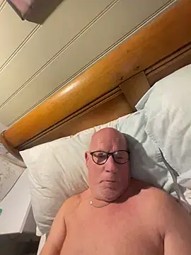 philefc online show from October 25, 2025, 7:07 am