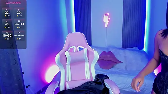 hannaferrati online show from September 17, 2025, 3:41 am