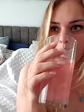 Bridgette03 online show from February 17, 2026, 2:42 am