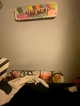 Snapshot of 3615-ULLA chatting on January 6, 2026, 7:40 pm 3615-ULLA online show from January 6, 2026, 7:40 pm