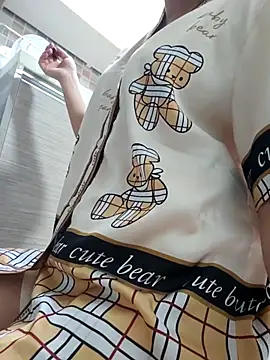 Snapshot of aloan_Tk chatting on December 4, 2025, 8:24 am aloan Tk online show from December 4, 2025, 8:24 am