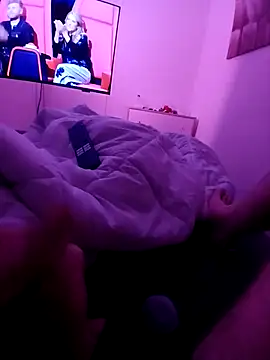 handsome8inchh online show from March 15, 2026, 2:29 am