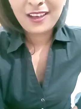 Snapshot of Queen_Kushi4 chatting on April 30, 2026, 8:38 pm Queen Kushi4 online show from April 30, 2026, 8:38 pm