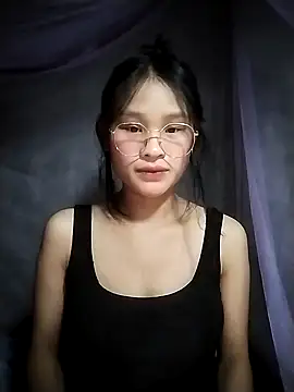 saronla 03 online show from November 21, 2025, 7:02 pm