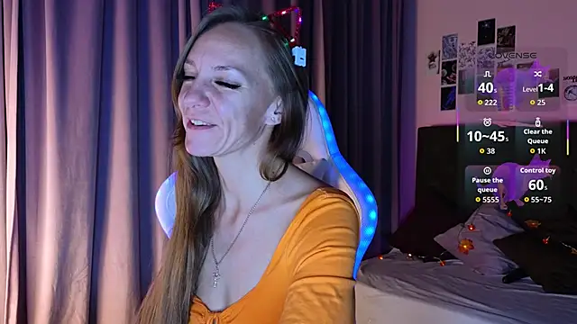 Jesica mooon online show from November 8, 2025, 1:53 am