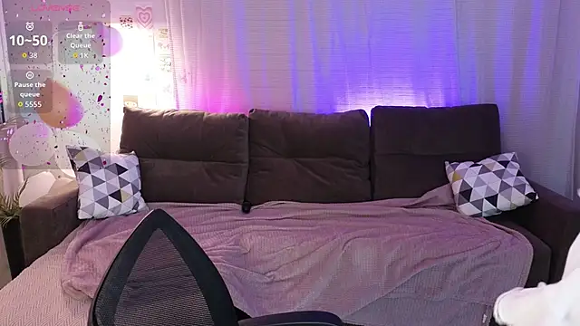 Jesica mooon online show from February 23, 2026, 1:29 am