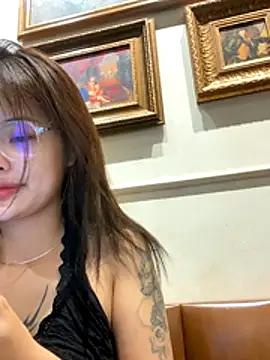   BabyShowPublic   online show from October 27, 2025, 1:23 pm