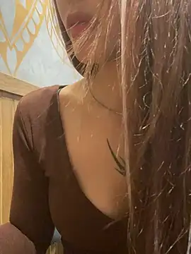   BabyShowPublic   online show from March 4, 2026, 1:19 pm