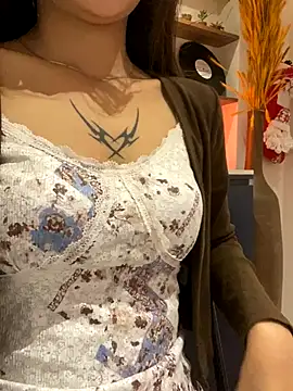   BabyShowPublic   online show from November 10, 2025, 11:15 am