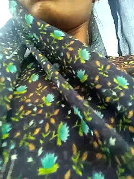 Juhi chawla online show from October 18, 2025, 1:51 am