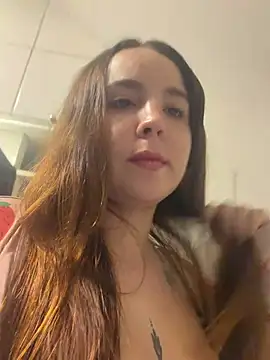 m0ranguinh0s2 online show from July 27, 2026, 11:34 pm