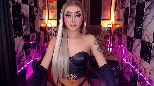 Snapshot of IndestructibleLily chatting on January 16, 2026, 8:13 pm IndestructibleLily online show from January 16, 2026, 8:13 pm