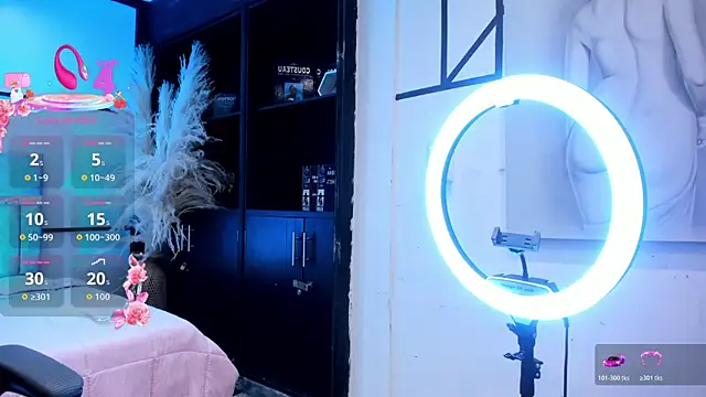 SamaraAnders  online show from April 10, 2026, 5:03 am