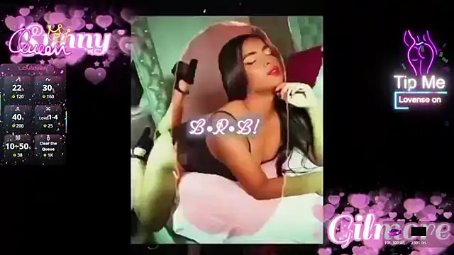 SunnyGilmoree online show from April 12, 2026, 7:50 pm