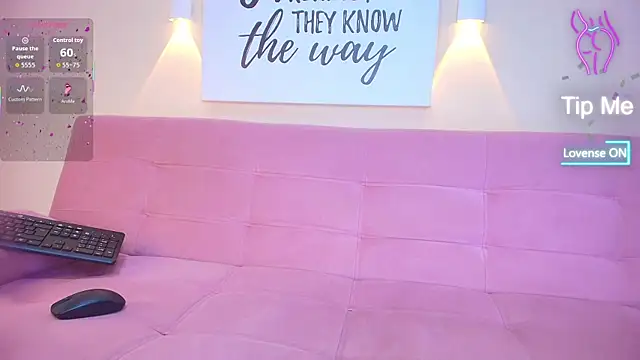 SunnyGilmoree online show from December 22, 2025, 8:09 pm