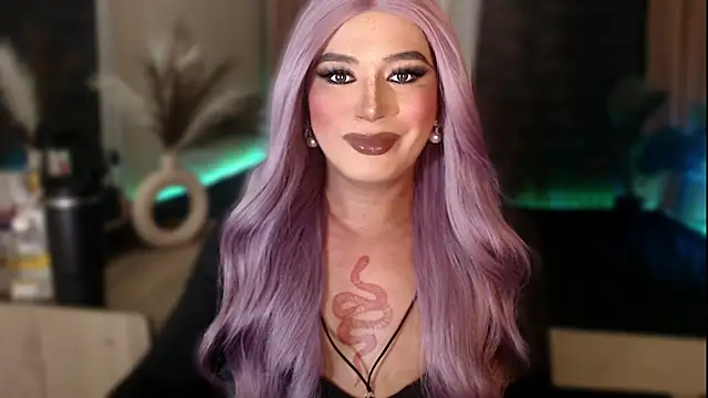 Snapshot of mslilly_croft chatting on February 4, 2026, 5:52 pm mslilly croft online show from February 4, 2026, 5:52 pm