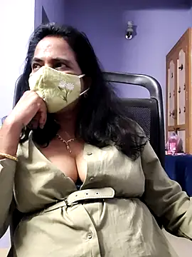 mallu-lover online show from February 14, 2026, 5:35 pm