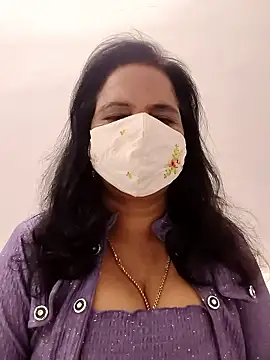 mallu-lover online show from January 14, 2026, 6:33 pm