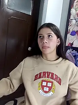 CharlotteSex  online show from September 29, 2025, 11:05 am