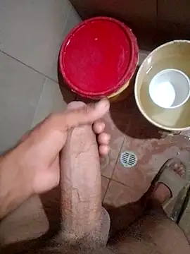 shessAz online show from September 27, 2025, 8:26 pm