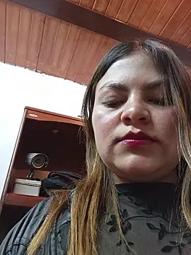 Snapshot of LUCIANA__99 chatting on September 24, 2025, 4:24 pm LUCIANA 99 online show from September 24, 2025, 4:24 pm