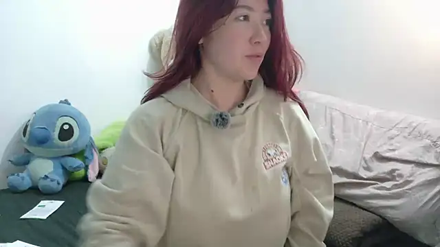 lunnaa  online show from January 9, 2026, 2:07 am