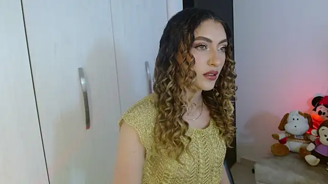 Ayleen m online show from June 4, 2026, 9:41 pm