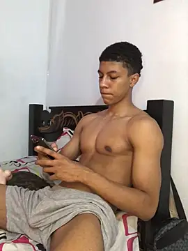 Snapshot of RickyEbony chatting on February 10, 2026, 8:08 pm RickyEbony online show from February 10, 2026, 8:08 pm