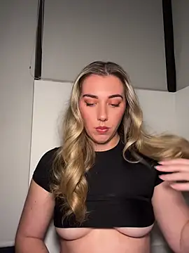 louiseberkeley online show from July 26, 2026, 9:27 am