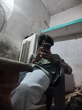 yashuuuu021 online show from March 13, 2026, 7:19 pm