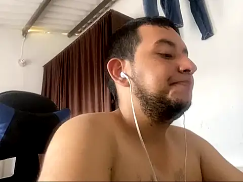 Snapshot of SexIngenieur chatting on September 24, 2025, 4:46 pm SexIngenieur online show from September 24, 2025, 4:46 pm