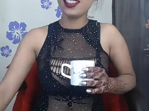 Love-Sex Love online show from December 5, 2025, 5:55 pm