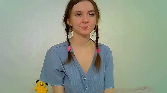 Little L1ss online show from November 29, 2025, 3:17 am