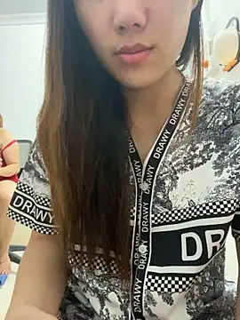 Snapshot of Linda-24 chatting on September 14, 2025, 7:03 pm Linda-24 online show from September 14, 2025, 7:03 pm