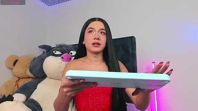 KristallSwan online show from April 19, 2026, 2:29 pm