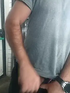 Snapshot of Axelitoc chatting on September 30, 2025, 10:21 am Axelitoc online show from September 30, 2025, 10:21 am