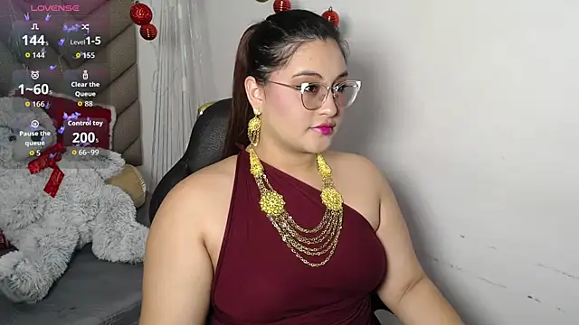 heluejamil online show from November 18, 2025, 8:01 pm