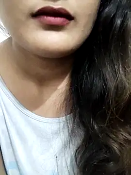 Cute pinkii online show from November 17, 2025, 7:40 pm