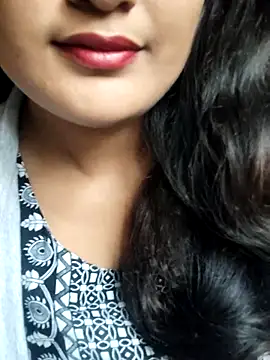 Cute pinkii online show from January 7, 2026, 10:53 am