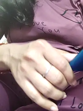 Cute pinkii online show from February 16, 2026, 7:23 pm