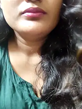 Cute pinkii online show from February 24, 2026, 8:10 pm