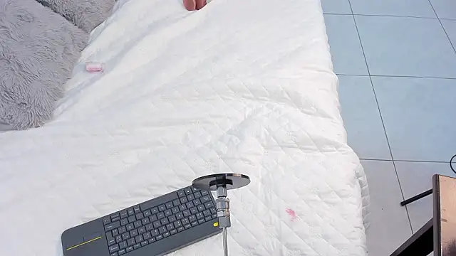 Nina sweetz12 online show from February 4, 2026, 5:41 pm