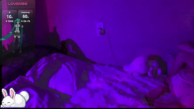 Elaincutee online show from September 27, 2025, 9:32 pm