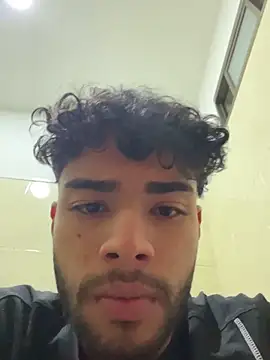 RaphaelDufort online show from November 6, 2025, 12:03 am