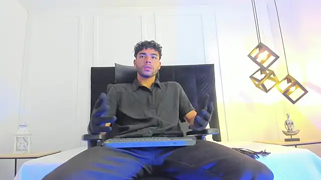 RaphaelDufort online show from October 19, 2025, 6:54 pm