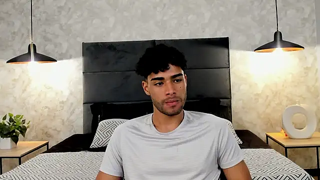 RaphaelDufort online show from October 10, 2025, 11:38 pm