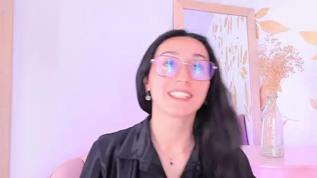 Ginevra esposito online show from November 22, 2025, 12:48 pm