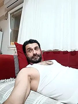 alex10alexx online show from April 7, 2026, 10:00 pm